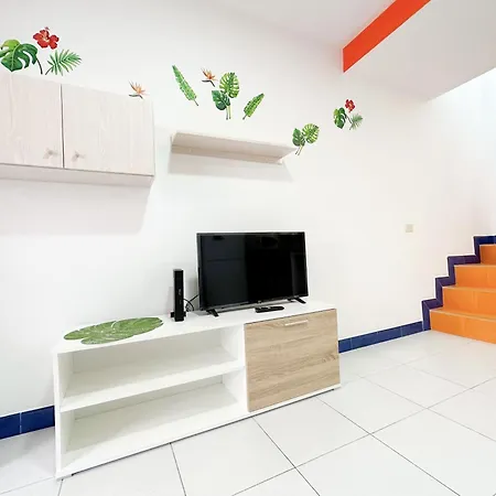 Oriana Playmar 224 *